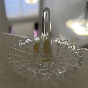 Elegant Crystal Ring Holder